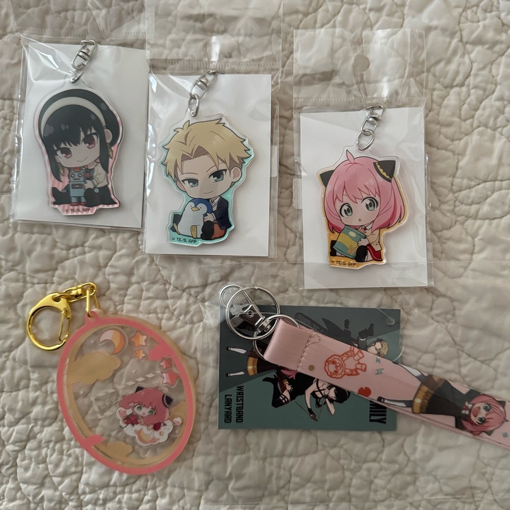 Spy x Family keychain lot of 5